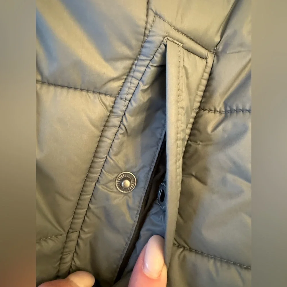 EUC! Abercrombie Kids Puffer Vest, sz 15/16